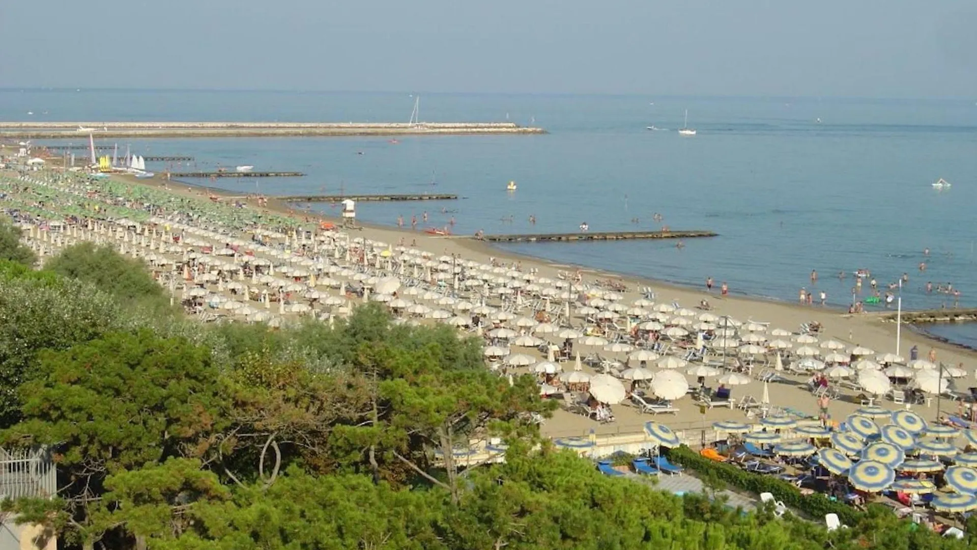 Bright Apartment With Pool Porto Santa Margherita di Caorle