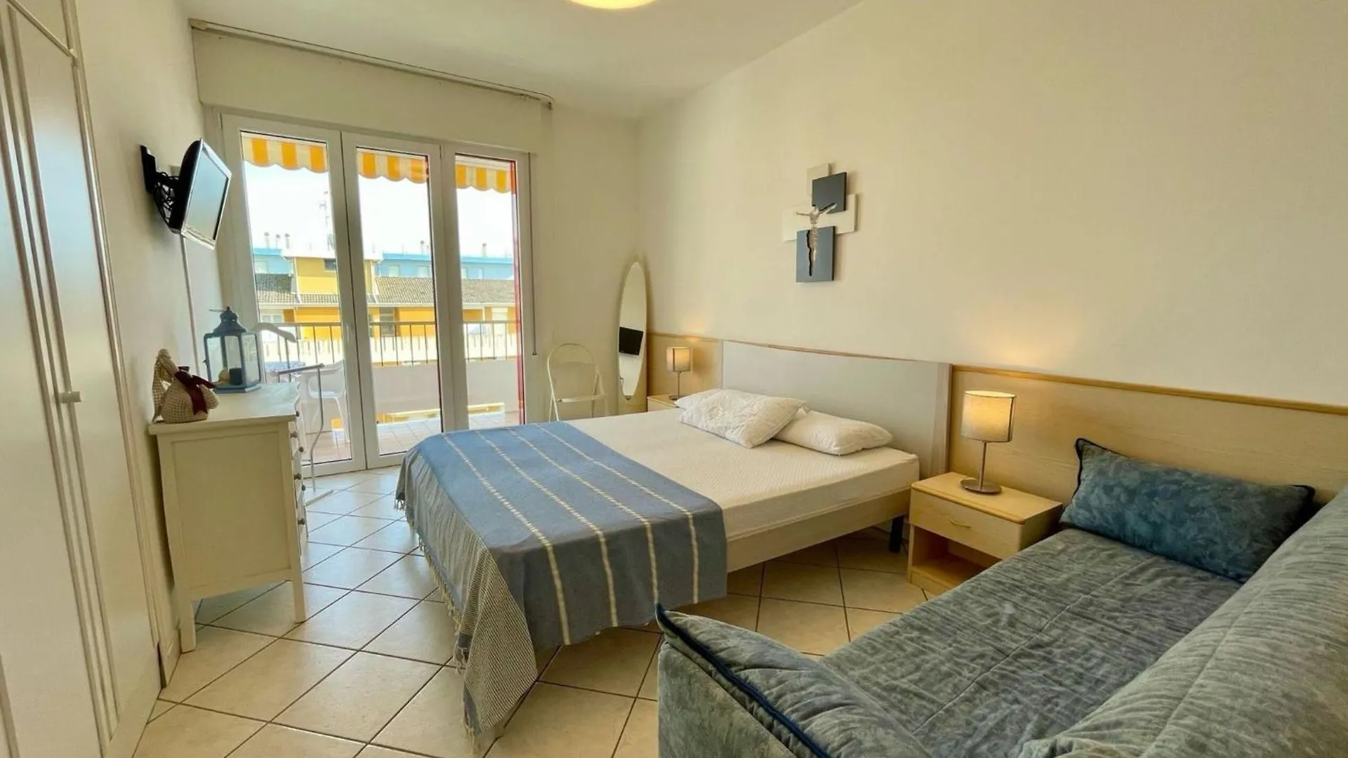 Bright Apartment With Pool Porto Santa Margherita di Caorle Italy