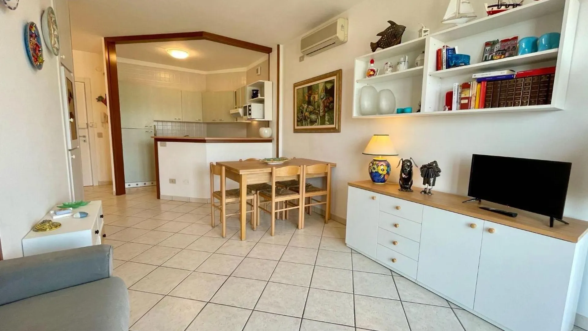 Bright Apartment With Pool Porto Santa Margherita di Caorle